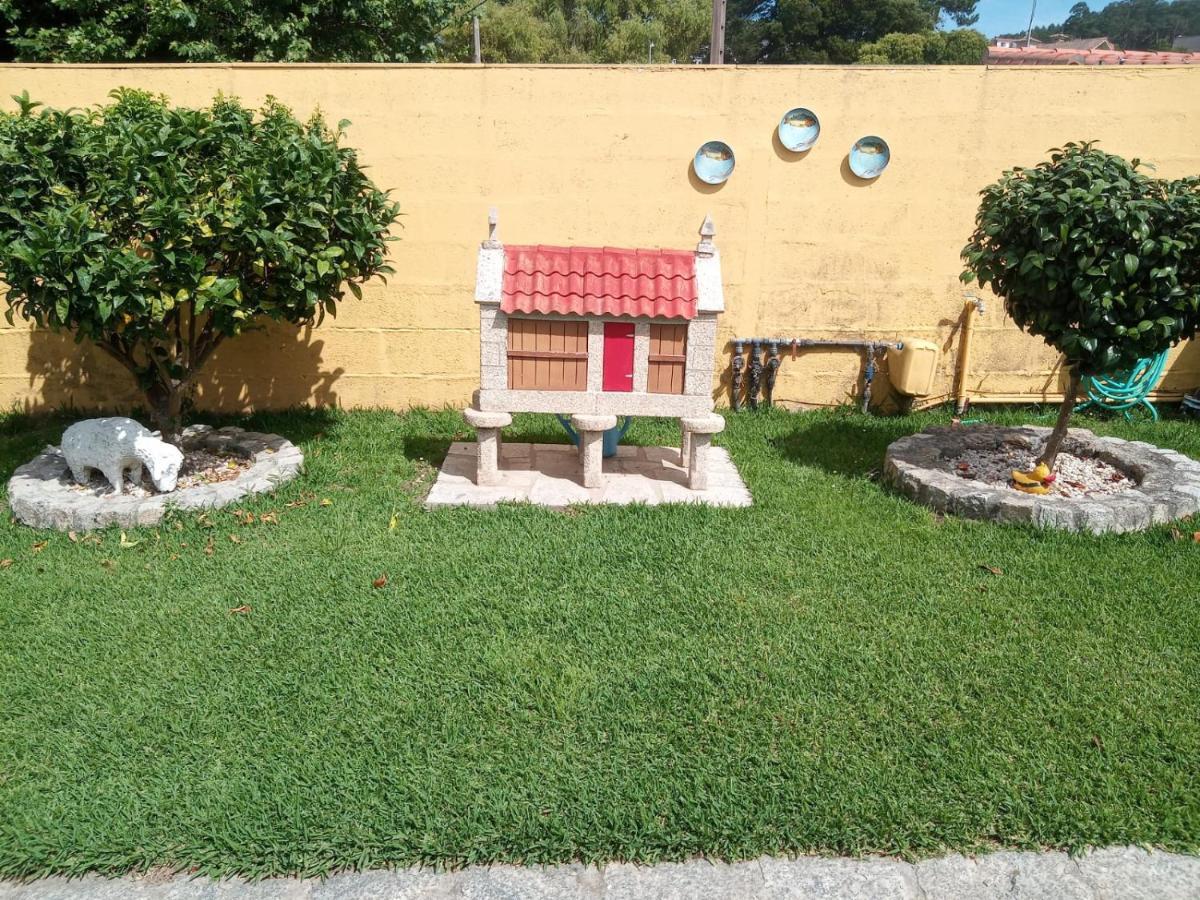 Casa Con Jardin En Primera Linea De Playa O Grove Exteriör bild